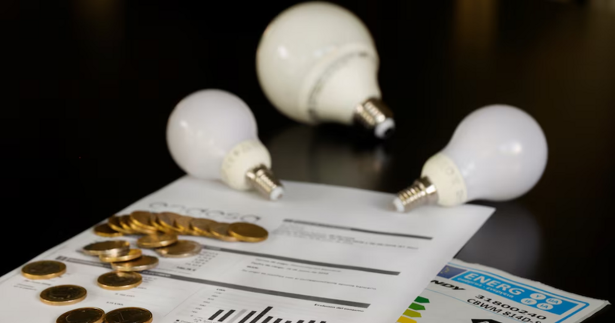Factura de energía eléctrica usada como imagen de referencia para una nota sobre planes de pago en San Juan.
